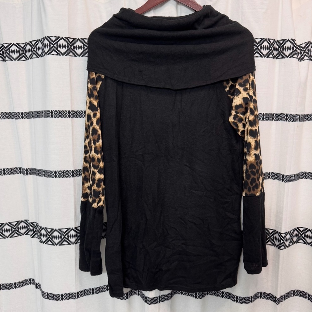 NEW! Acting Pro Black XL Women’s Blouse